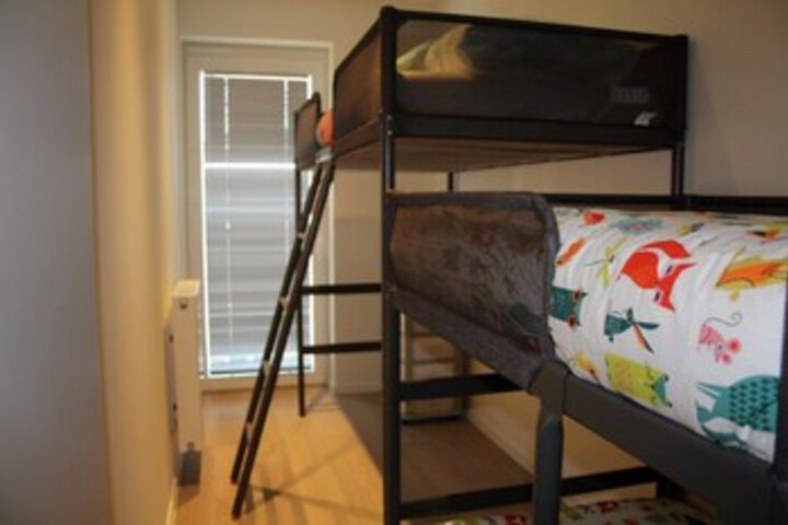 Room 4 of 11