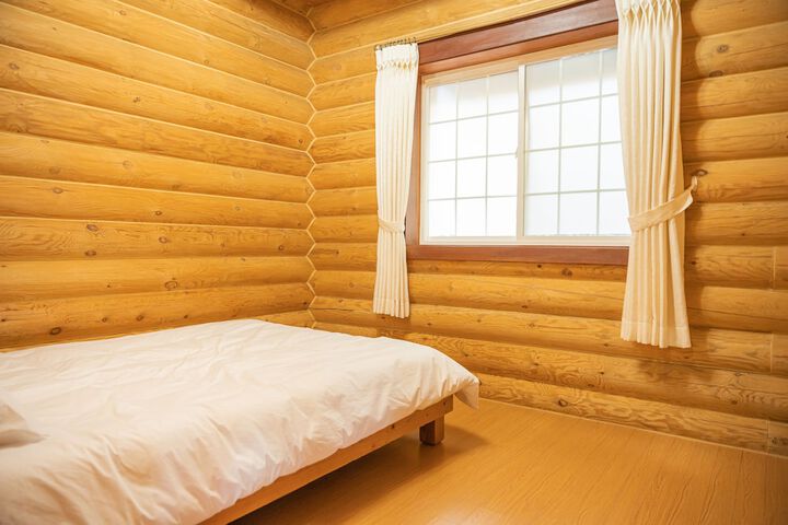 Room 10 of 79