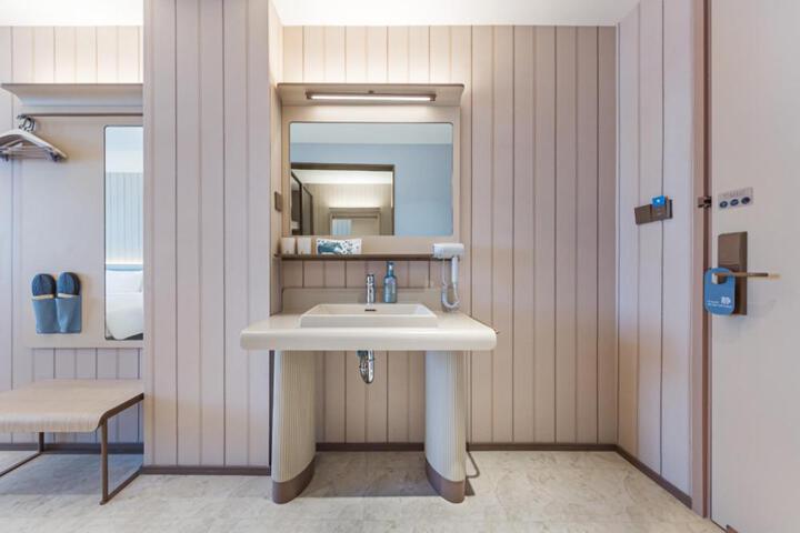 General 22 of 22