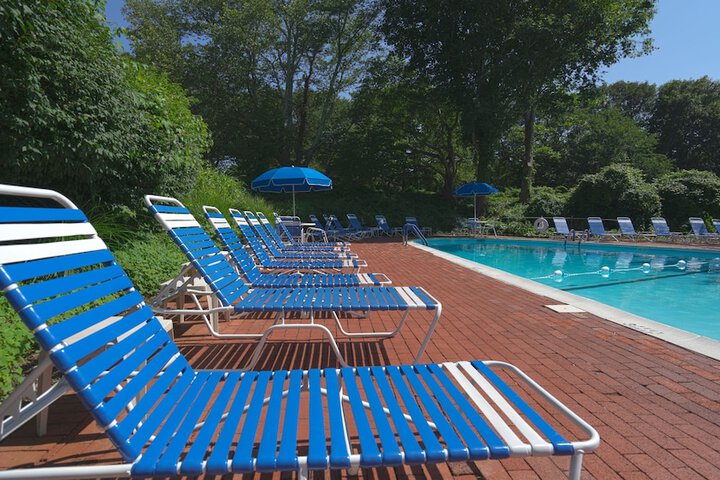 Pool 492 of 549