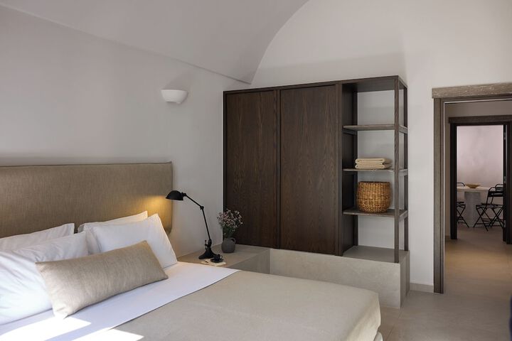 Room 14 of 50