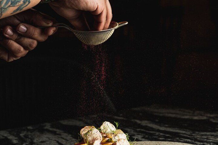 Dining 60 of 106