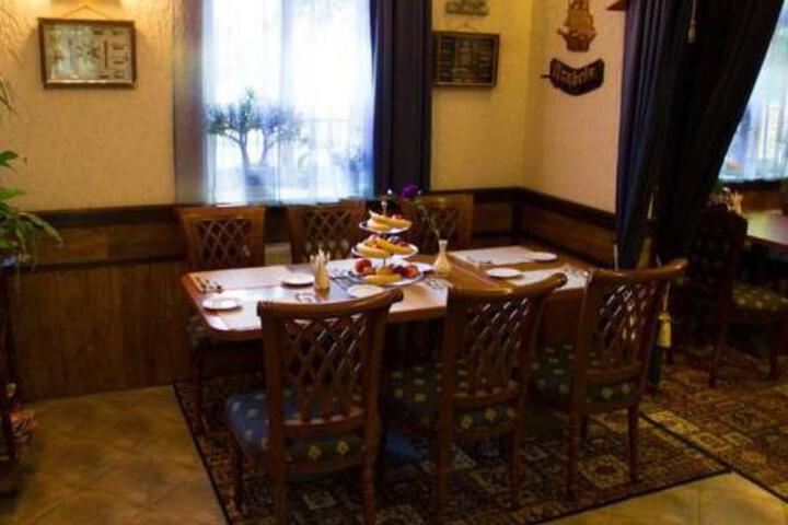 Dining 62 of 63