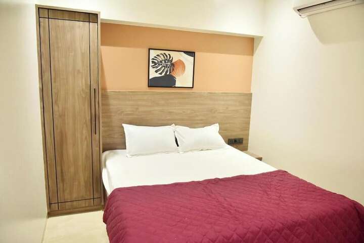 Room 18 of 53