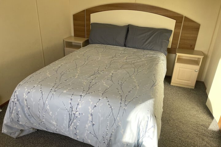 Room 4 of 43