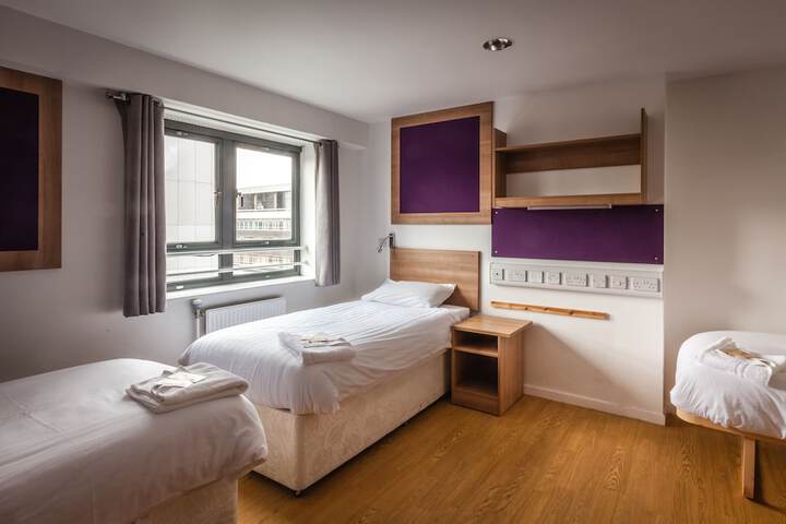 Room 15 of 49