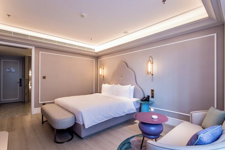 Room 21 of 55
