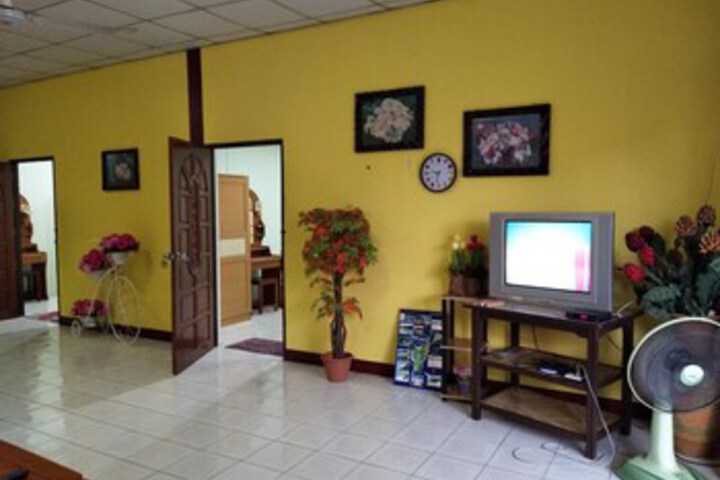 Room 38 of 50