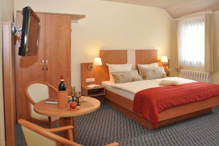 Room 22 of 25