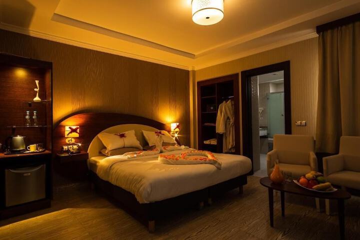 Room 12 of 45