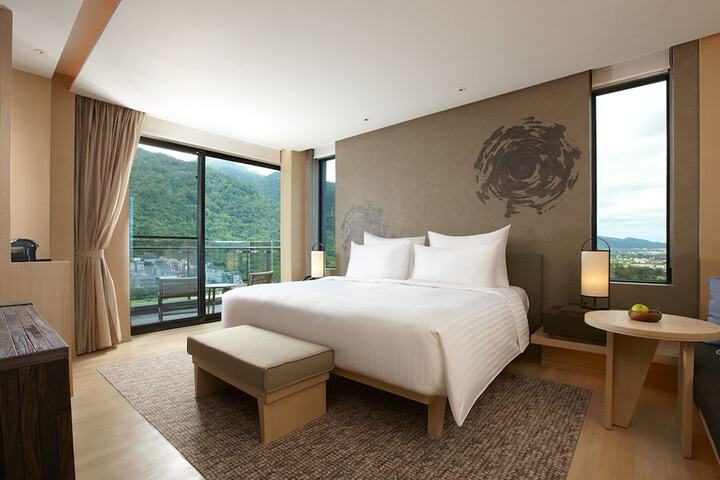Room 29 of 82