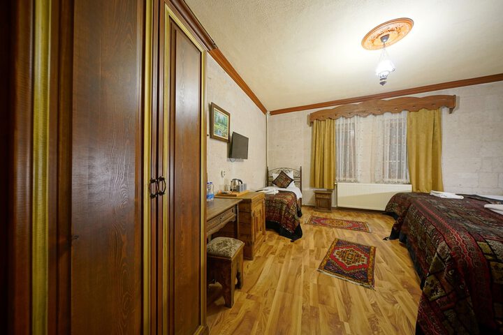 Room 35 of 129