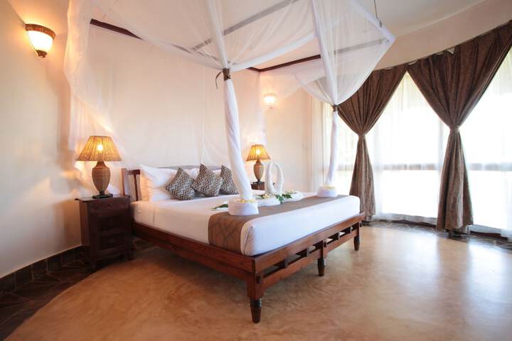 Room 2 of 51