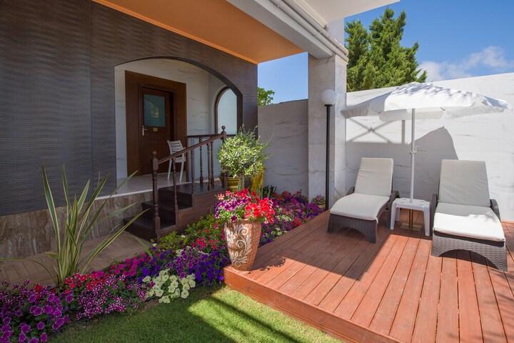 Terrace/Patio 54 of 78
