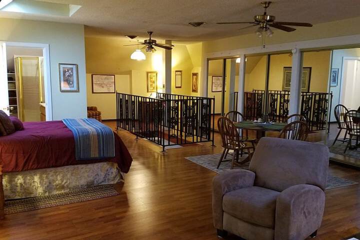 Room 8 of 21