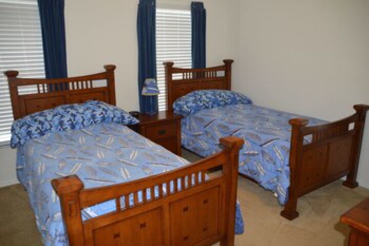 Room 74 of 108