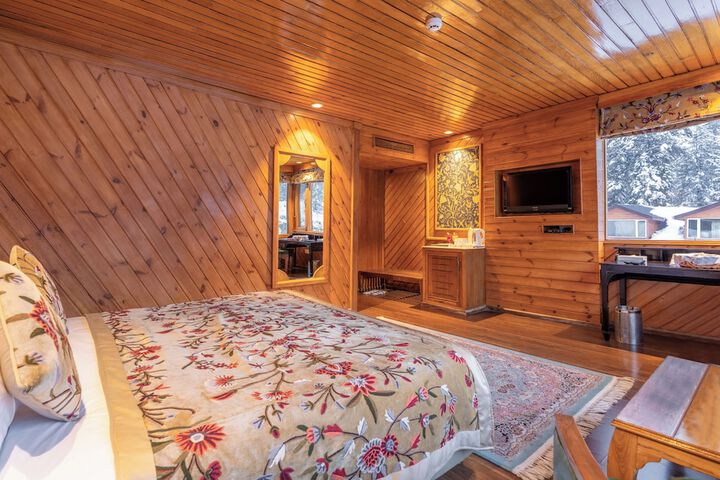 Room 20 of 48