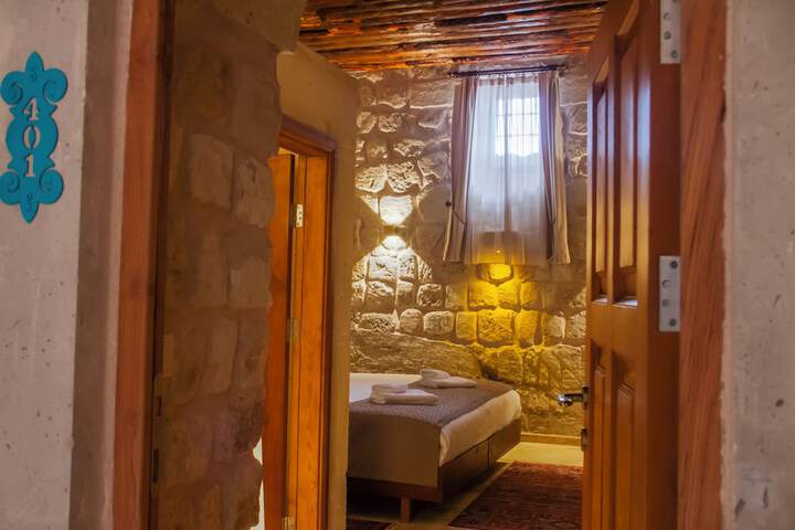 Room 20 of 119