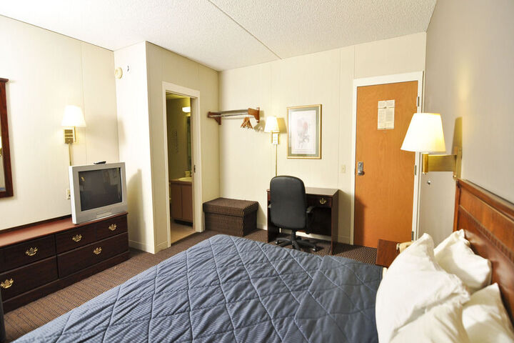 Room 12 of 43