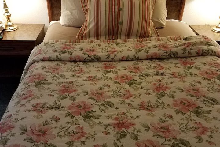 Room 12 of 34