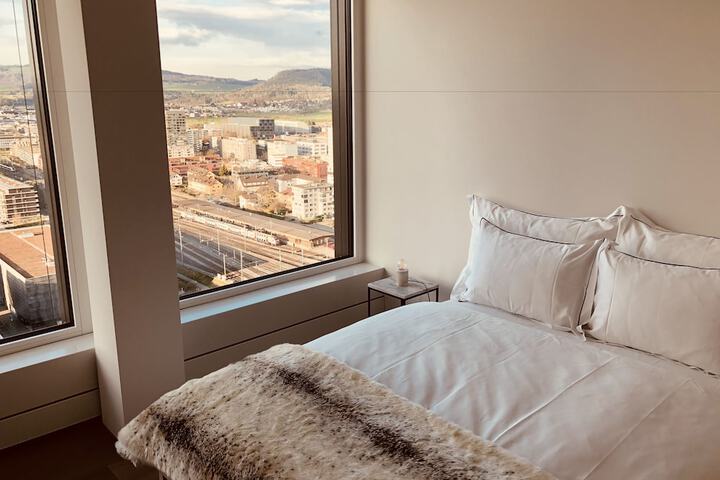Room 7 of 84