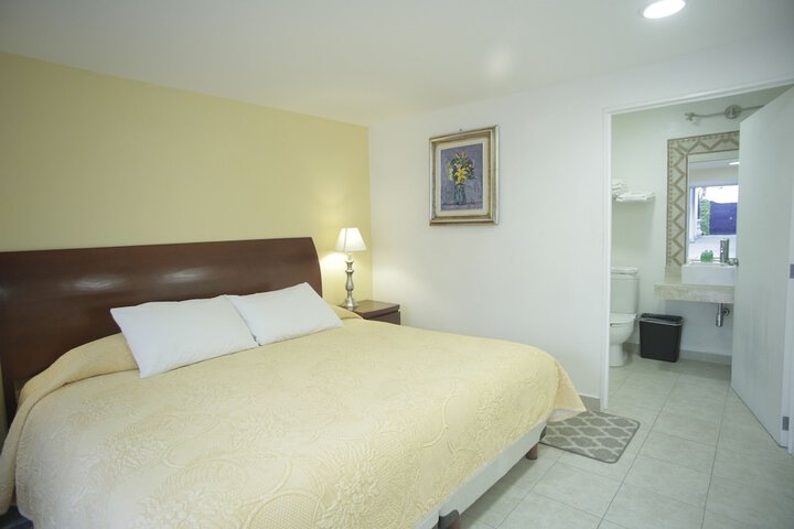 Room 30 of 86