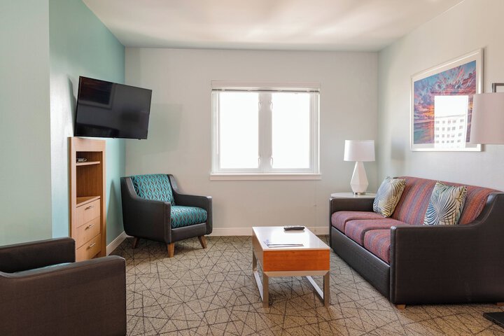 Room 14 of 24