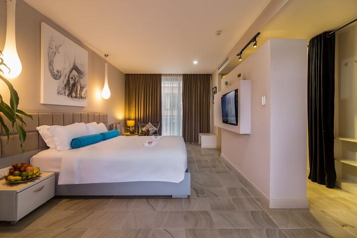 Room 58 of 165
