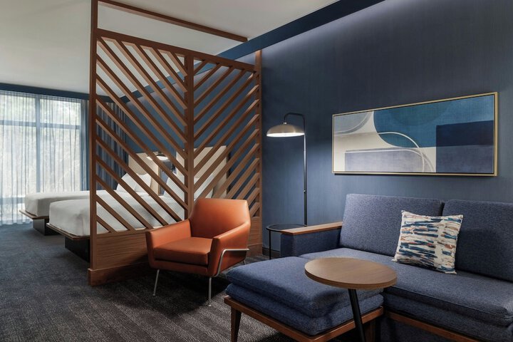 Room 5 of 39