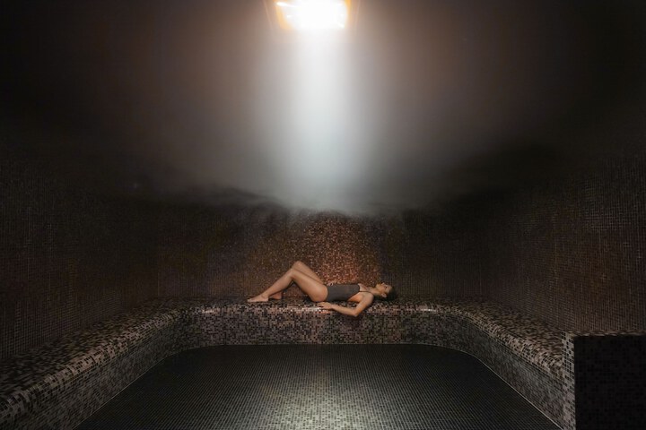 Spa 15 of 33