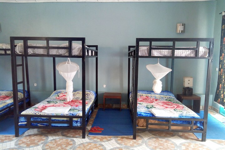 Room 14 of 36