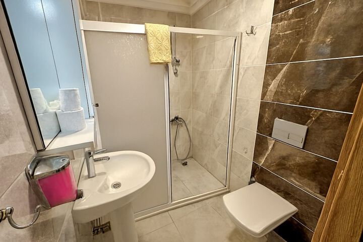Room 44 of 91