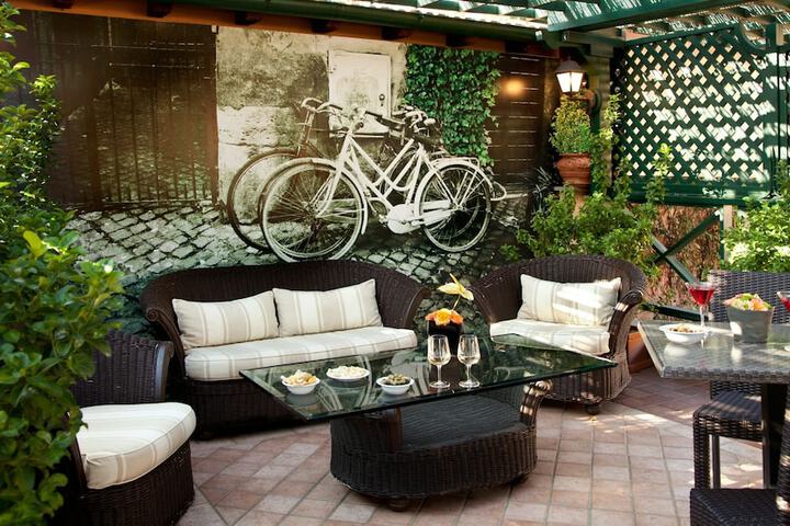 Terrace/Patio 44 of 47