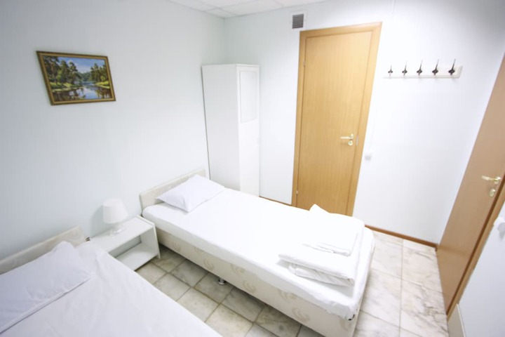Room 50 of 73