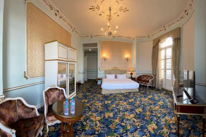 Room 14 of 101