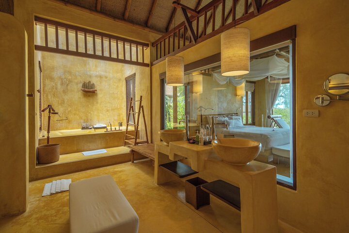 Bathroom Interior Photo