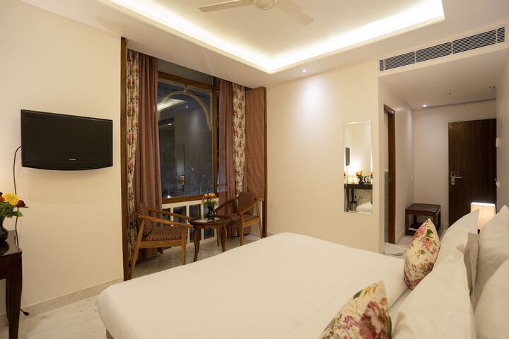 Room 19 of 68