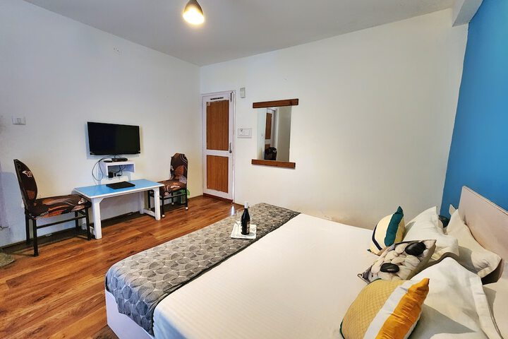 Room 10 of 56
