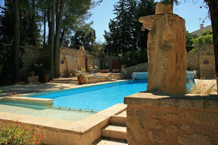 Pool 37 of 70