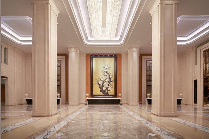 Hotel Interior 4 of 78