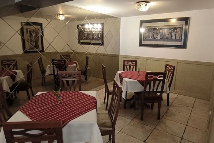 Dining 46 of 66