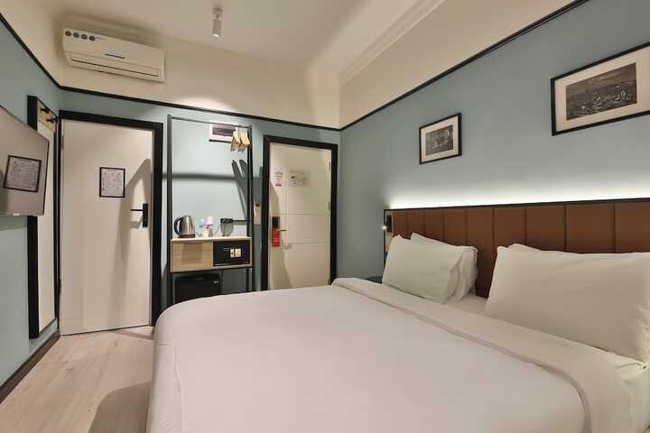 Room 7 of 59