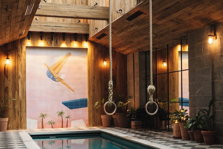 Pool 50 of 75