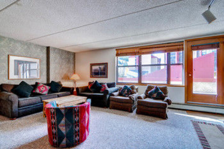 Room 17 of 21