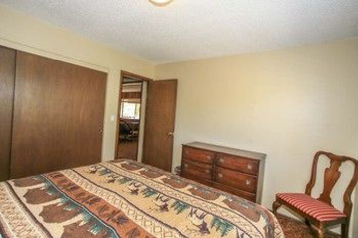 Room 8 of 50