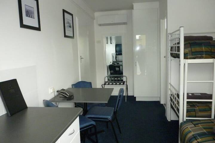 Room 8 of 37