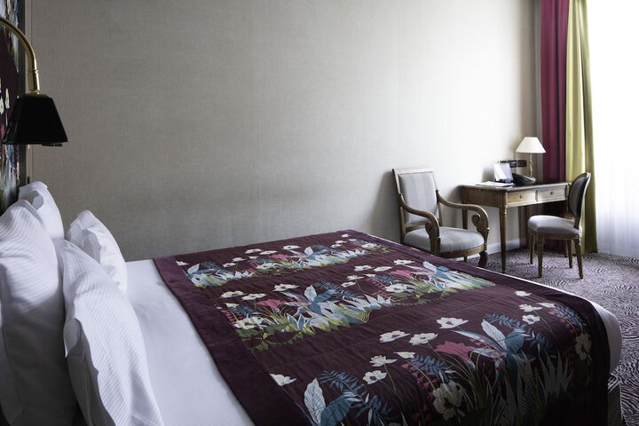 Room 43 of 74