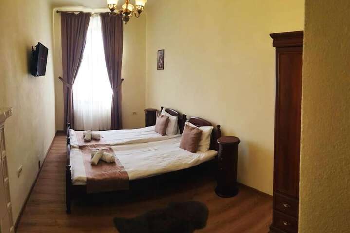 Room 22 of 44