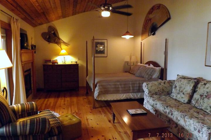 Room 6 of 154
