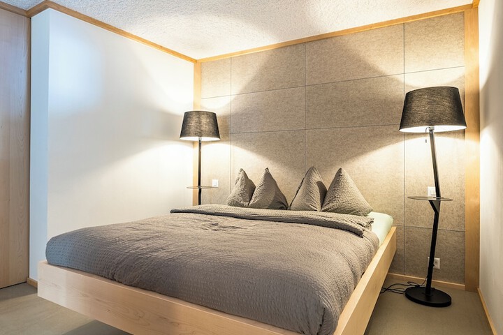 Room 5 of 41